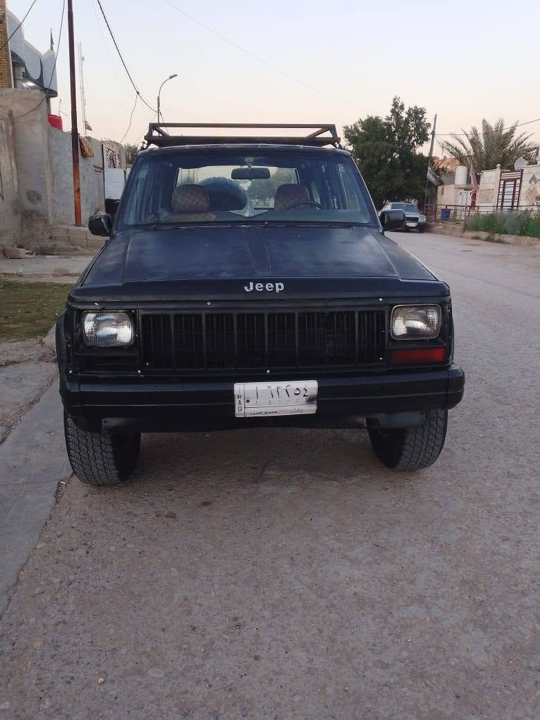 سلام عليكم جيب شيروكي   موديل  91   محور  نيسان شبوط  تايرات جدد  سياره عوزهه ملاحضات بصيطه. مكينه لا تنقيص ولا تبخير. مكاني كوت   سعد للمراوس ***********
