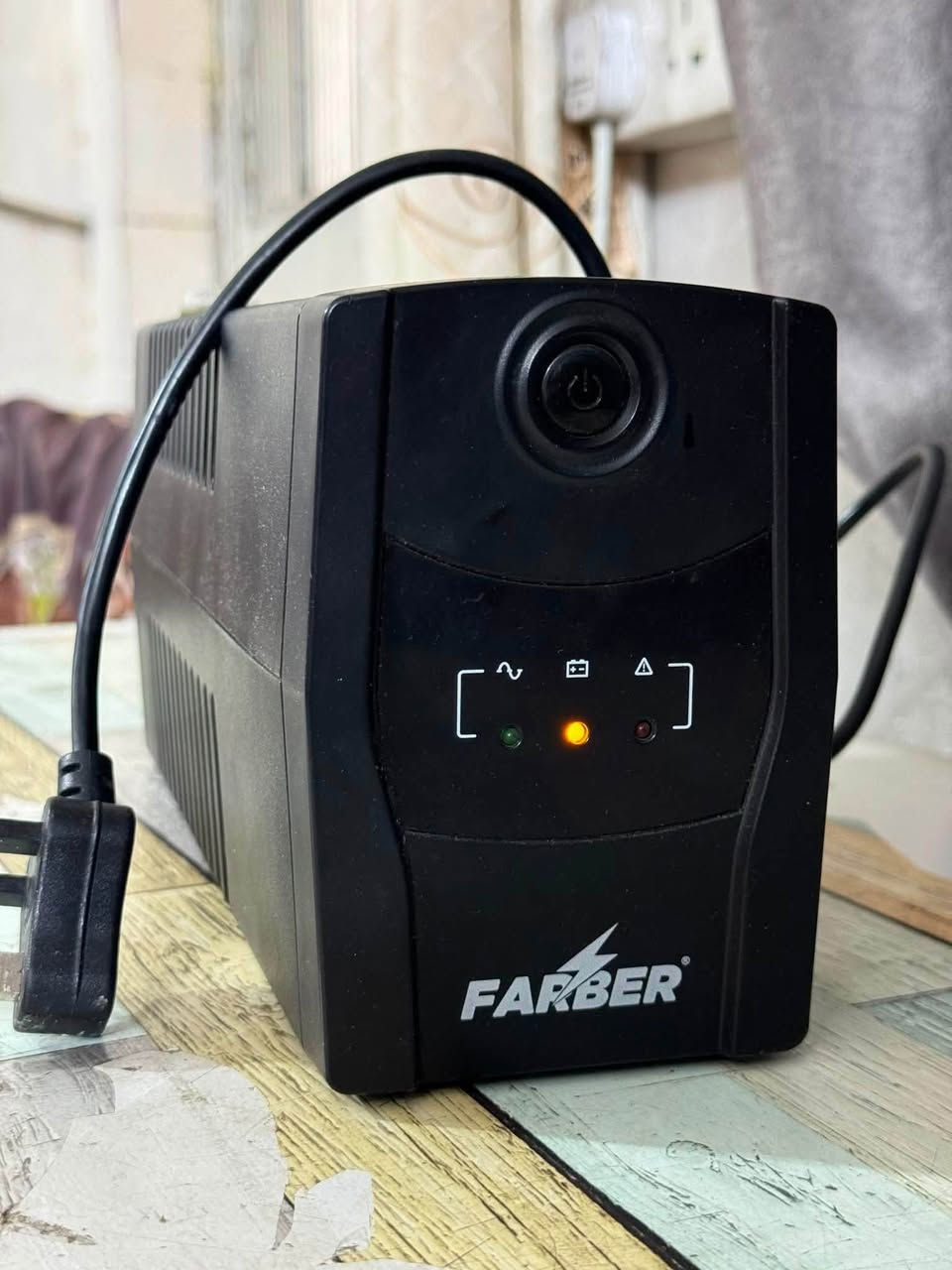 السلام عليكم
للبيع UPS FARBER بحالة جيدة
سعة 850VA
أوف لاين جهاز 
✅ الجهاز نظيف جدًا
⚠️ يحتاج فقط تبديل بطارية ويعمل بشكل ممتاز بعد استبدالها.

📍 الموقع: بغداد / المشتل
📞 للاستفسار: ***********
+واتساب
