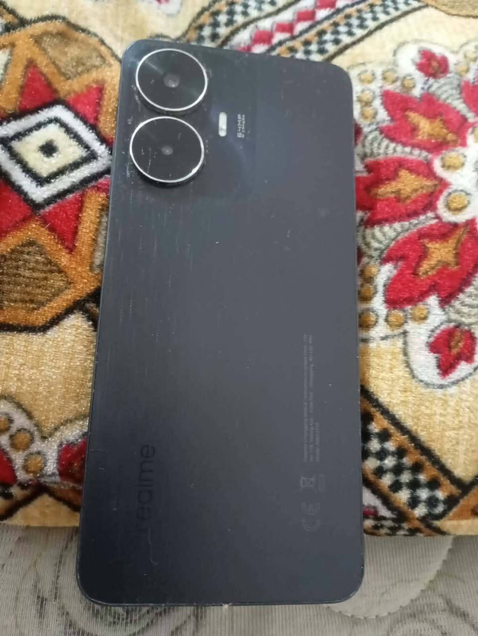 موبيل ريلمي c55 يدعم الهاتف شريحتين إتصال من نوع Nano Sim .
يدعم شبكات الاتصال الجيل الثاني الـ 2G والجيل الثالث الـ 3G والجيل الرابع الـ 4G .

يأتي الهاتف بأبعاد 165.6×75.9×7.9 ملم مع وزن 189.5 جرام .

متانة وجودة الخامات المستخدمة في تصنيع الهاتف تأتي من البلاستيك .

الشاشة تأتي بشكل الثقب في منتصف الشاشة وتأتي من نوع IPS LCD وتأتي بمساحة 6.72 إنش بجودة الـ FHD+ بدقة الـ 1080×2400 بكسل بمعدل كثافة بكسلات 392 بكسل لكل إنش مع دعم الهاتف لمعدل التحديث الـ 90Hz لتحصل على أداء أفضل أثناء الاستخدام بالأخص أثناء الألعاب مع سطوع يصل لـ 680 شمعة . مكان بابل سعر 200 لف وبي مجال رقم ***********
