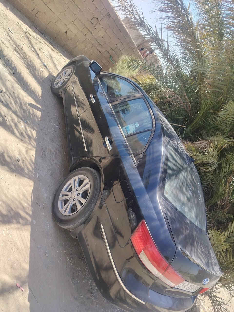 سوناتا موديل ٩ خليجي مكفوله فقط رشات صبغ بيه *********** رقم سليمانيه دولي مكينه كير حداديه تايرات جاهزه تبريد ثلج مكينه 2000 المكان الديوانيه السعر ٩٠ وبيه مجال بسيط ملاحضه الصوره موحلوه السياره ب الواقع احلا
