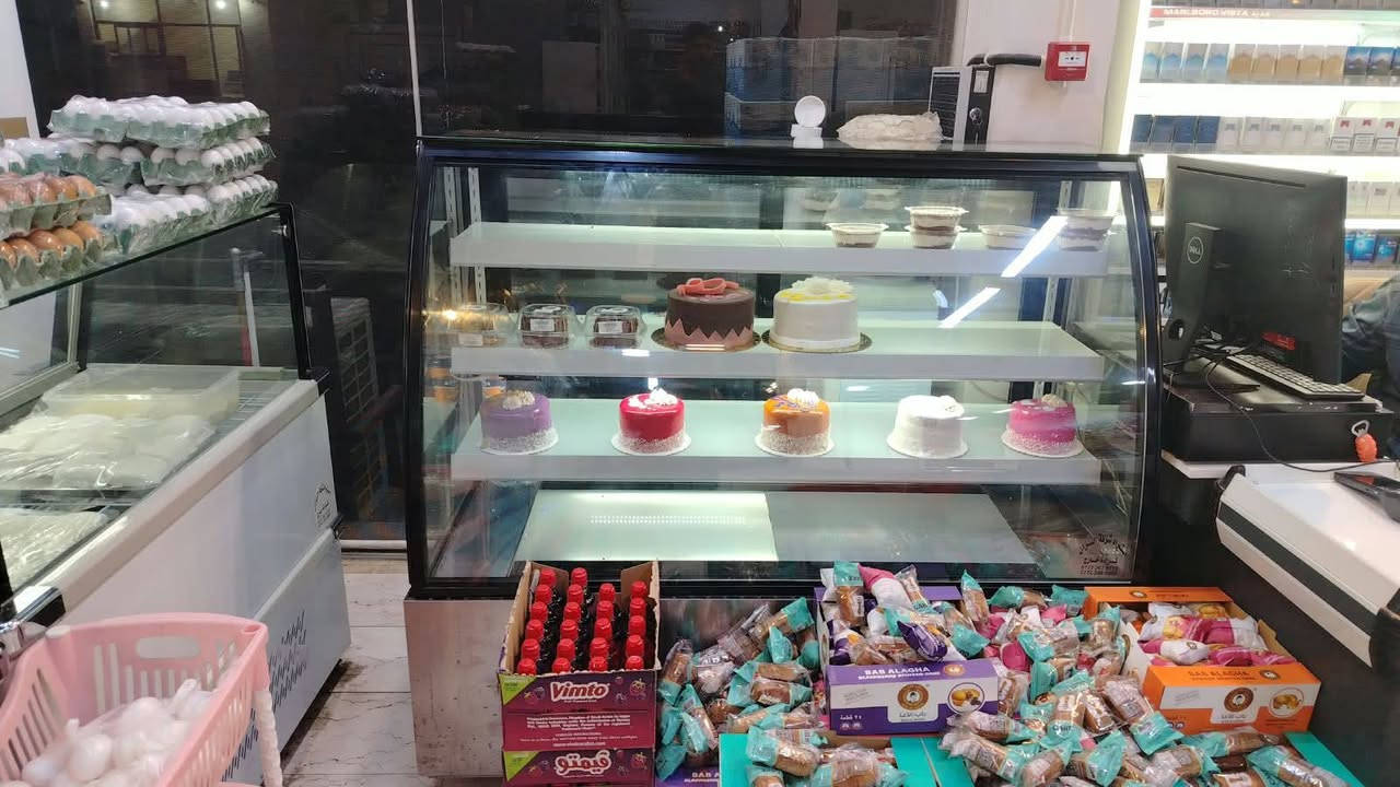 سلام عليكم عارضه مال كيك مستخدمه شي قليل جديده تبريدهة يخبل للاستفسار ***********
