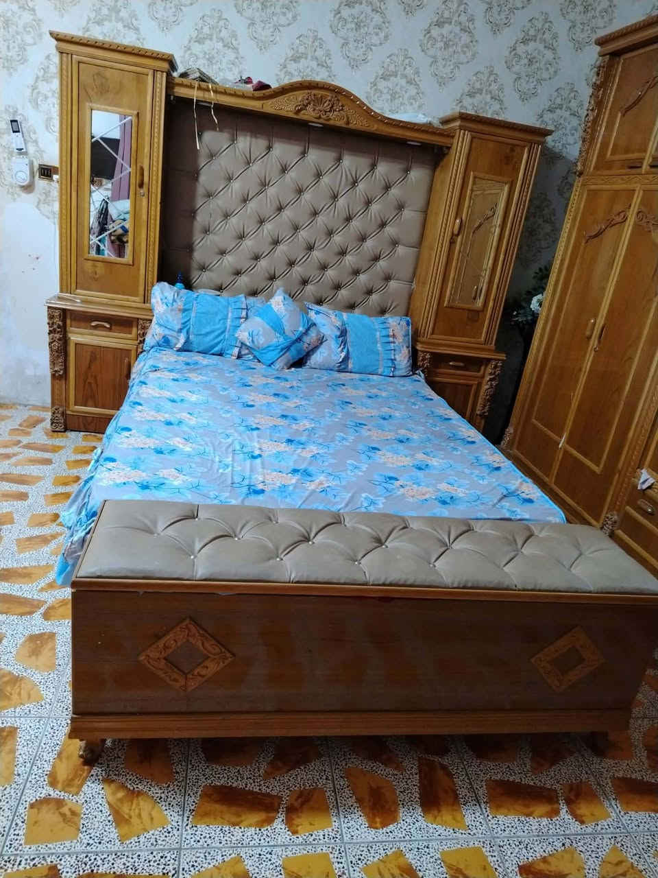 غرفه نوم • استخدام قليل • بابل