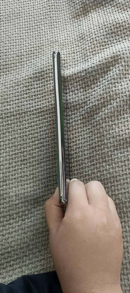 جهاز انفي نيكس زيرو 30 شاشه منحنيه دبل سيمكارت مابدل بس شاشه اصليه وكاله الجهاز معروف بمواصفاته العاليه الجهاز نضيف مابي اي عطل داخلي او خارجي للبيع او المراوس بايفون والبيع سعر 250الف للتواصل واتساب فقط***********
