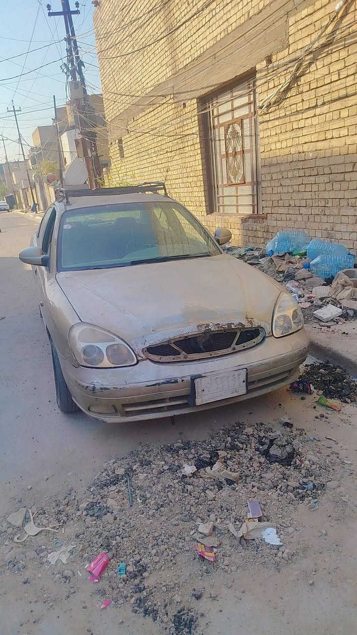 السلام عليكم للبيع دايو نوبرا موديل 2002 كير عادي السياره شغاله نقصها مشط ستيرن وصدر فقط مكينه وكير قبل شهر شادها رقم بغداد السعر 23. ***********

