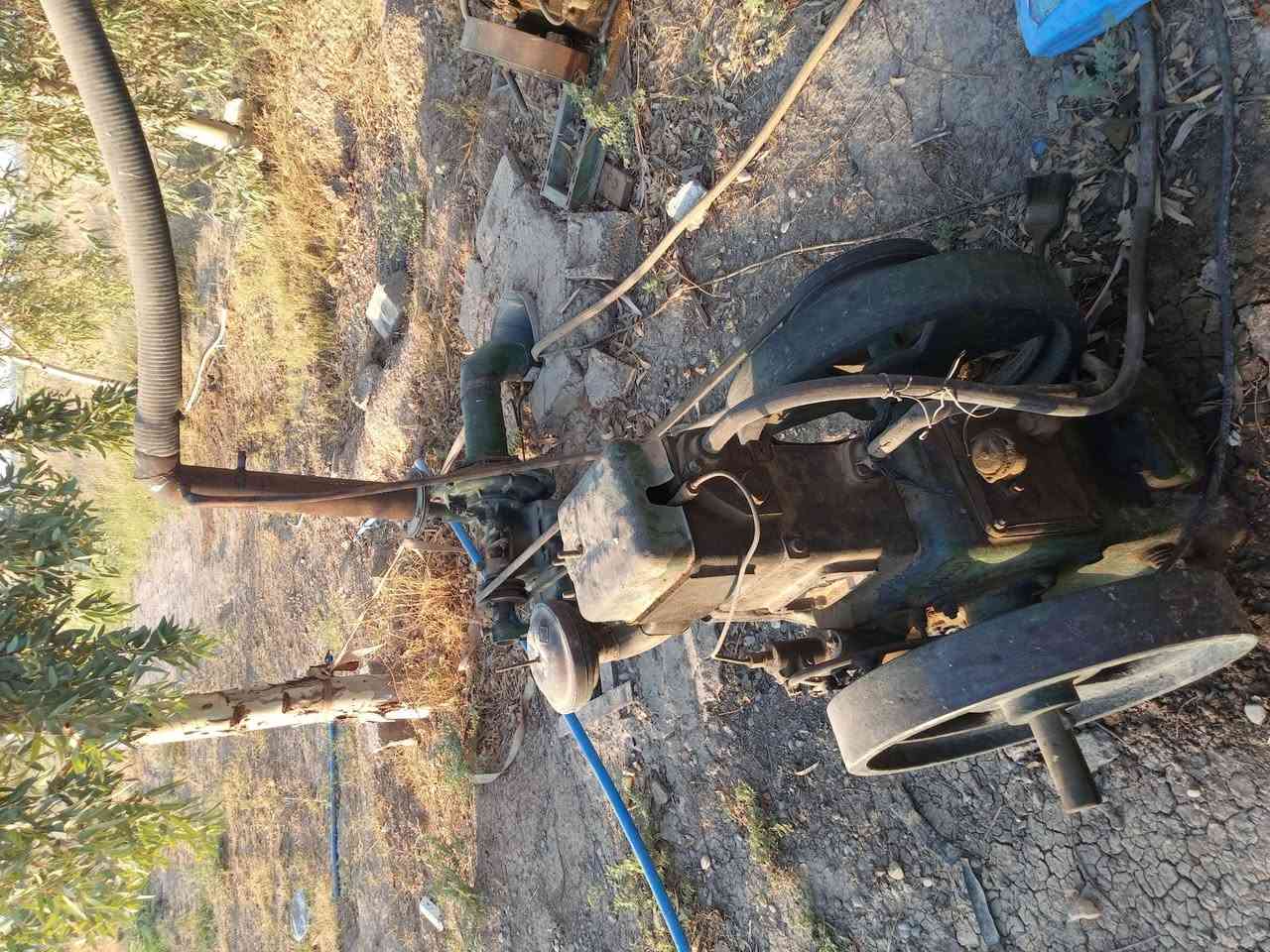 السلام عليكم ارض زراعيه للبيع عقد 117تحتوي على حقل كامل مع بئر 12أنج مزروعه جديد سدر حشري مع صبار شوكي مساحه 4دونم في قرية البينكاني الصدراني شارع الكامره للاستفسار***********
