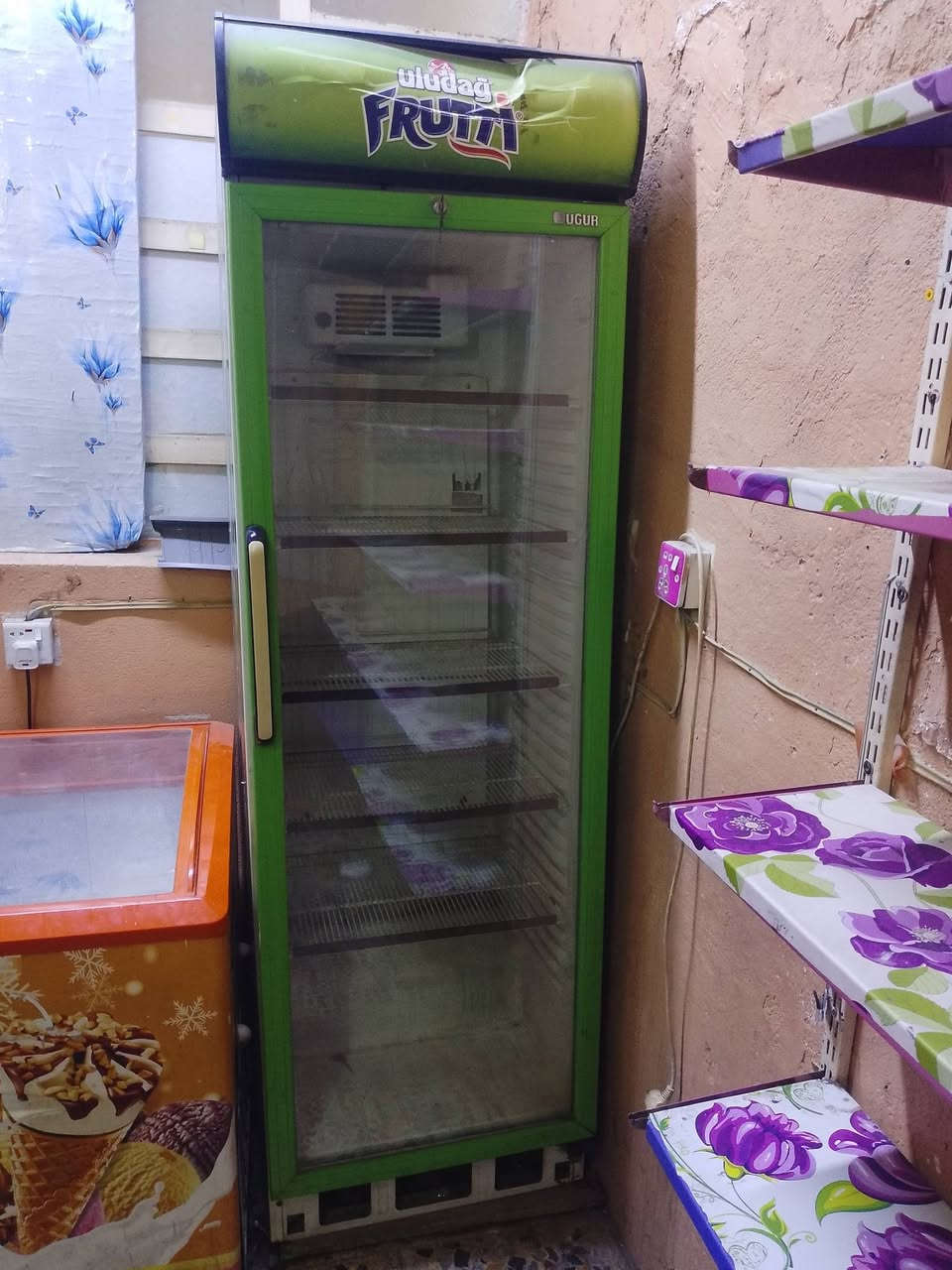 عارضه للبيع سعر 175 العنوان بغداد مدينه الصدر  /***********
