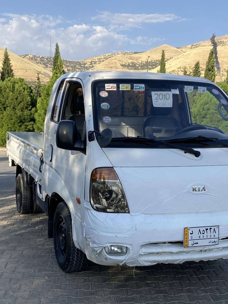کیای 2009 بڕاوە 5 دووگمەی کەلە مەکینەی 3 هەزارە چوار تایەی تازەی لەژێردایە سەعری 65 معامەلەیەکی کەم ژ.م *********** لەسلێمانیم کارێزە ووشک السليمانية, العراق
