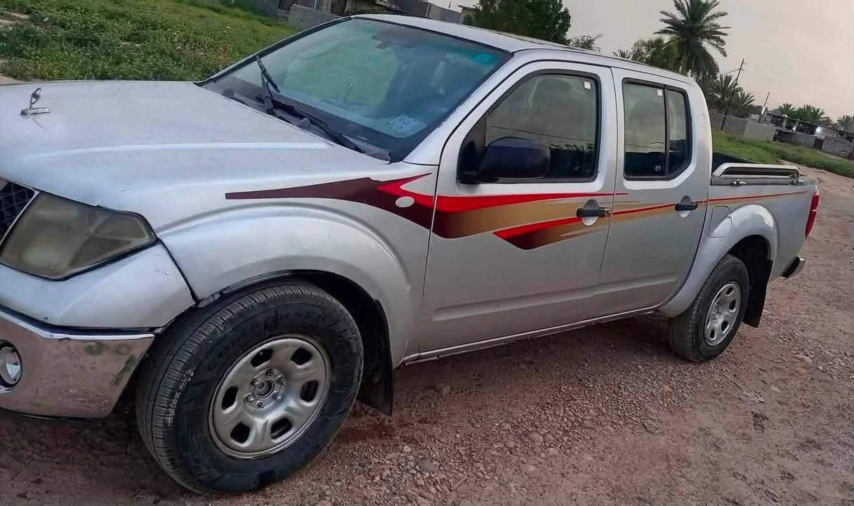 نيسان نيفارا  2005  محرك محور VVT3000  گير أتوماتيك بأسمي رقم بغداد دولي تحتاج قليل من الترتيب السعر 65$ رقم الهاتف ***********
