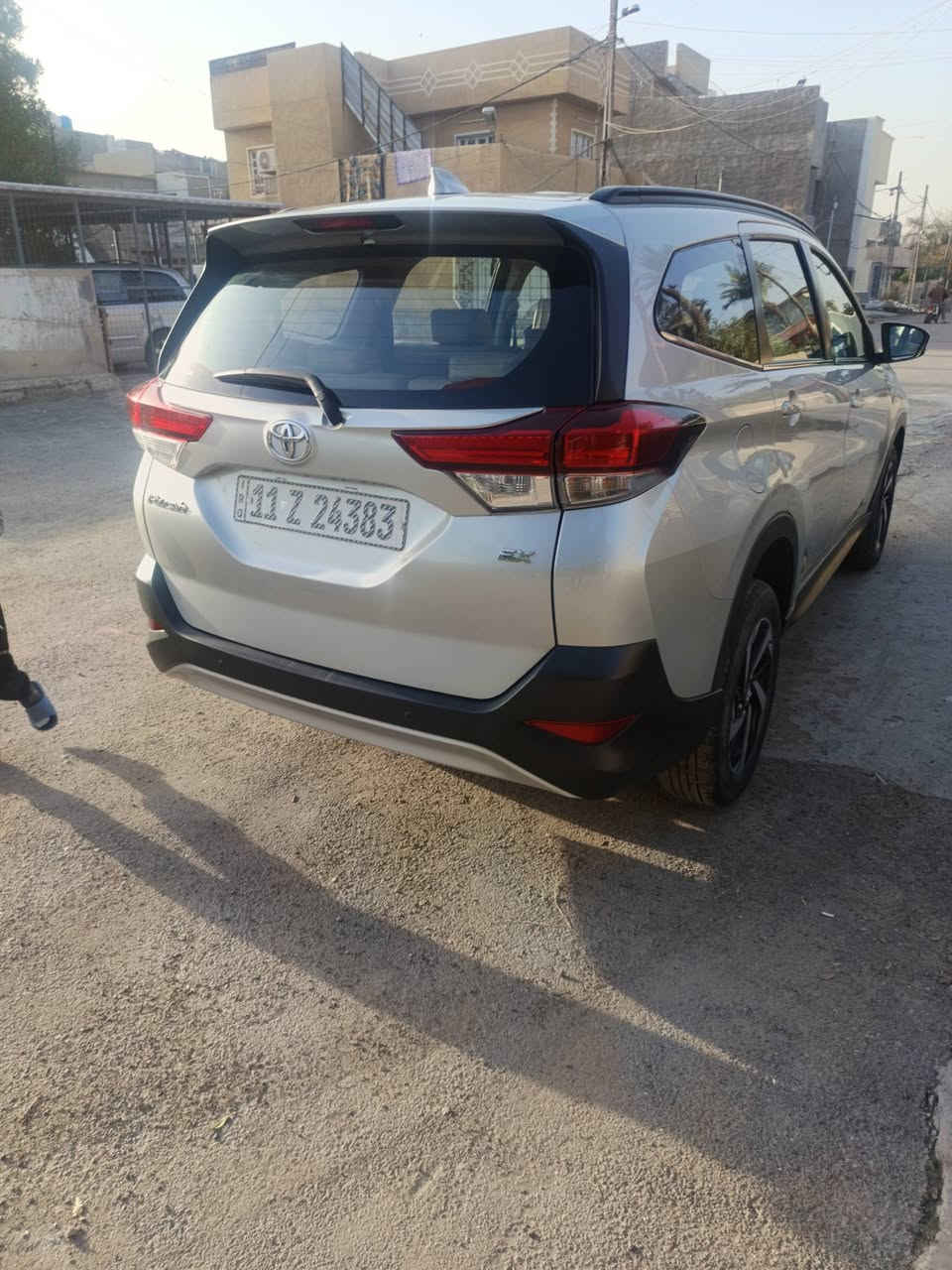 تويوتا روش TOYOTA0💯بيع ومراوس
موديل 2023
المواصفات: خليجي 
 
السيارة 7راكب مريحة 
تحكم استيرن
بصمة تشغيل 
نظام اقتصادي الوقود ECO💯
نظام مانع انزلاق ABS
نظام الثبات الإلكتروني ESP
كير اوتوماتيك
دشبول خياط
داخل لونين
تبريد خلفي منفصل

سبعة راكب
ستة ايرباك
حساس خلفي
اشارة بالمري
لد نهاري
لايت زنون(عالي+ناصي) LED
بك لايت LED
بك لايت ضبابي
خمسة ويل 
مدخل
‏BLUETOOTH 

ماشييه 24 الف كيلو قطعة صبغ فقط 

الاتصال ☎️***********
