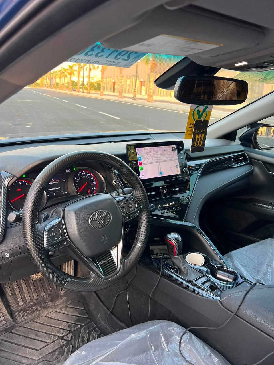 Kamry 2023 xse 
4سلندر
شاشة كبيرة 
نظام car play
206حصان 
مقاعد جلد 
كشنات هيتر 
تشغيل بالبصمة 
كاميرة خلفية 
حساسات امامية خلفية جانبي 
رادار امامي 
مثبت سرعة 
حادث السيارة 4 قطع 
بدون ايرباك 
بجم كبس
السيارة عليها كت كامل trd 
السيارة ماشية 42مايل 
مكان السيارة اربيل 
 للمعرفة تفاصيل السيارة اكثر 
اتصال واتساب ***********
