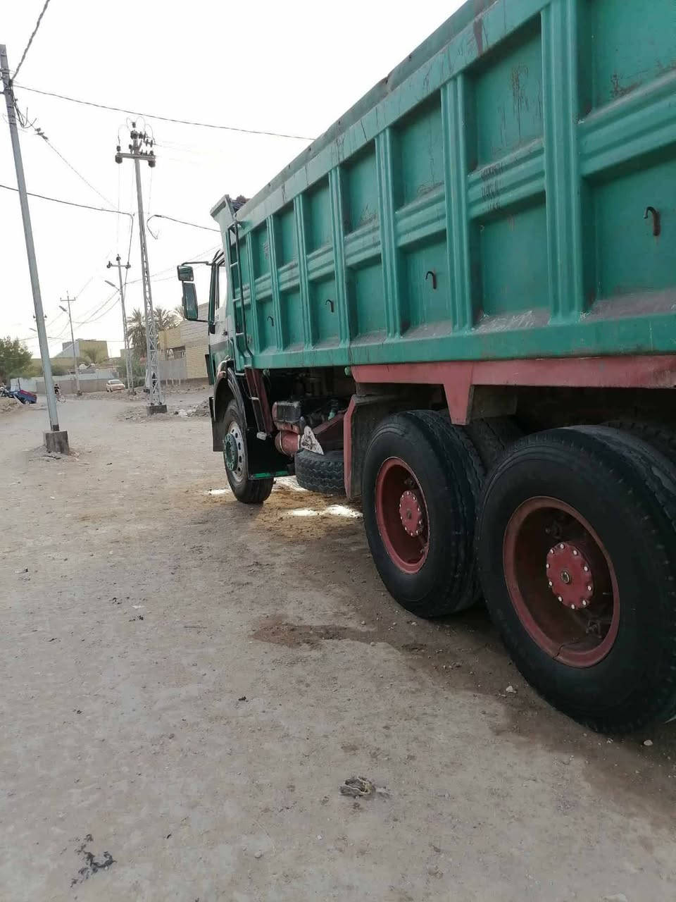 بيع مستعجل • شاحنة