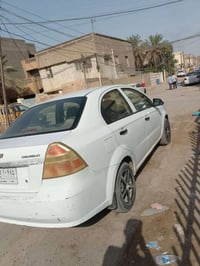 افيو • مديل ٢٠١١ • واتساب