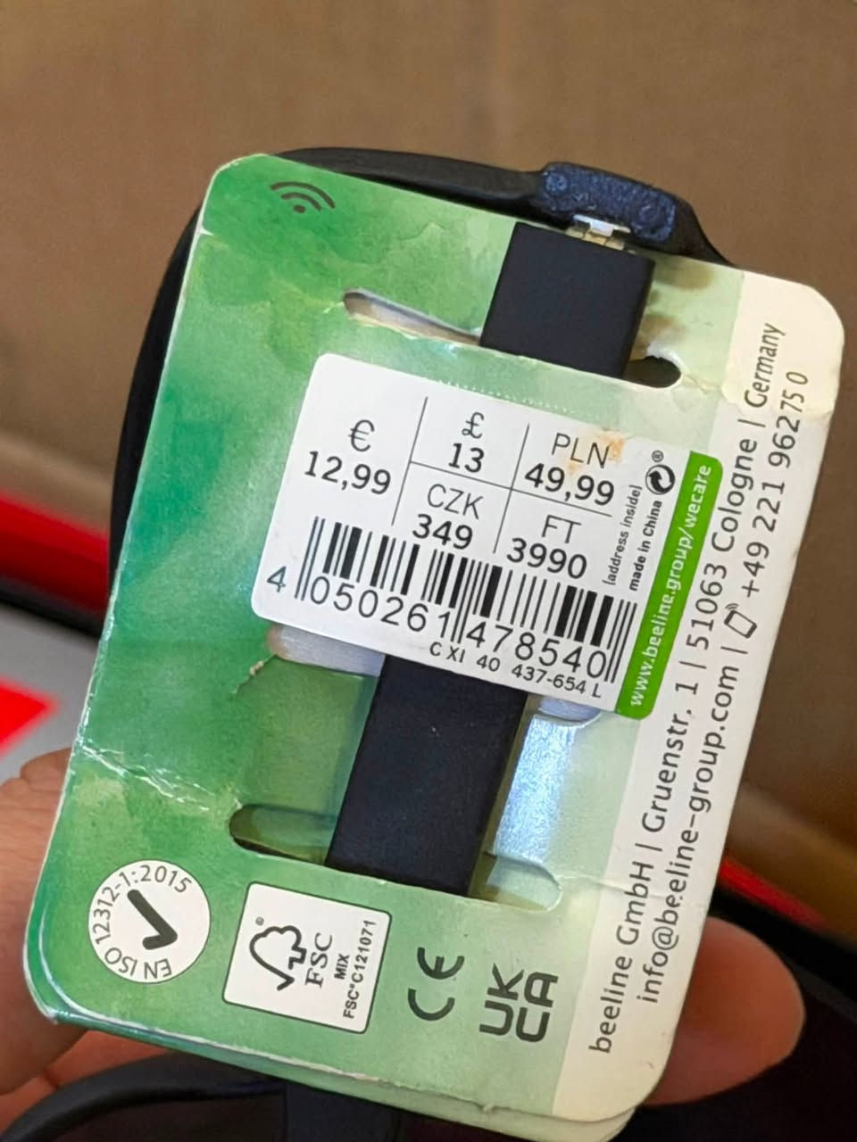اخوان نظارات بالة عددهم 112 نظارة جديد غير مستعمل 
87 نظارة رجالية أشكال متنوعة عدسات  UV/Polorized 
25 نظارة نسائية أشكال متنوعة  UV/Polorized 

بالة اصلي الماني ماركة سون أوزون Sun ozon سعر الوحدة

 مالتهن مثل متشوفون بالليبل تطلع الوحدة ب 15 دولار وياهن علب صغيرة ومايكروفايبر تنظيف  للبيع كلهن شلع ب 125 الف مكاني بغداد متوفر توصيل ***********
