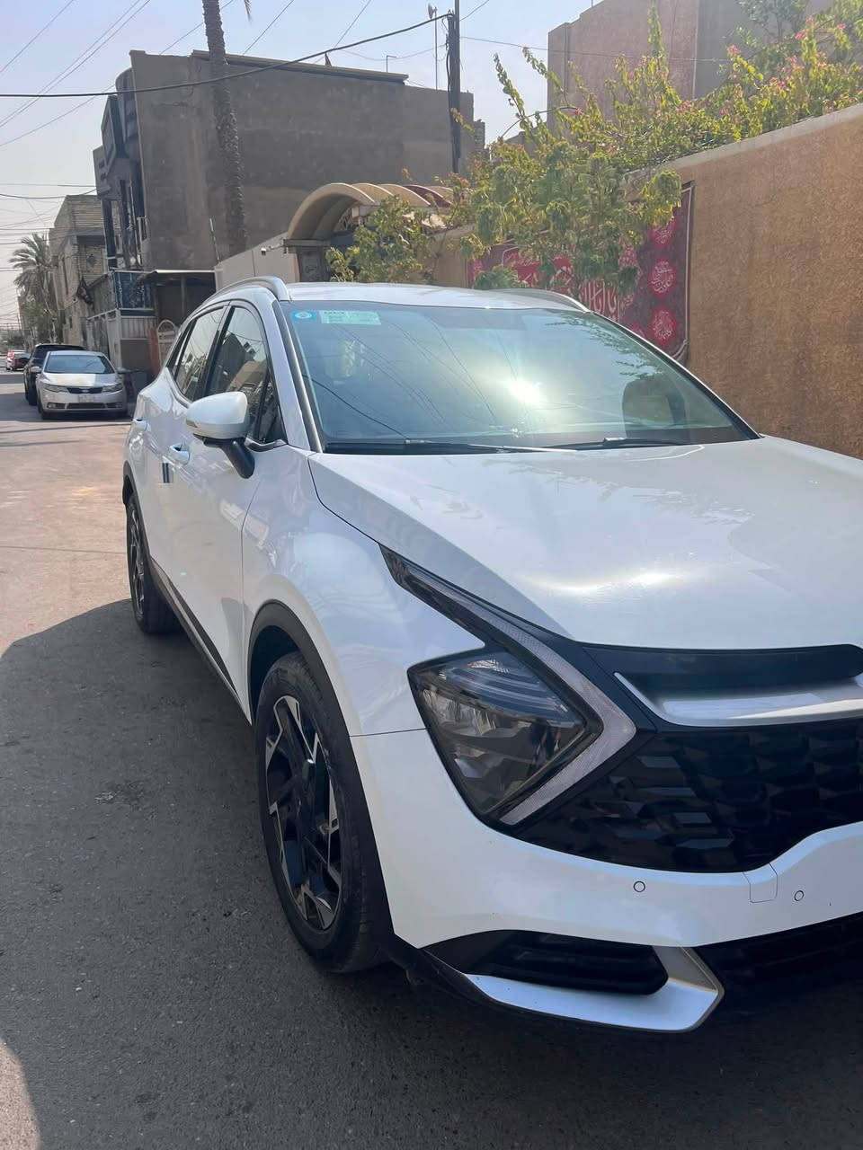 سبورتج 24 خليجي رقم بغداد
سياره ماشيه 31 
بيها طخه بل باب 
عارضها 210 بيها مجال قليل 
اناره تحكم هااتف 
كشنات تدفى
ولبقيه معروف 👋
الاتصال وتساب ***********
