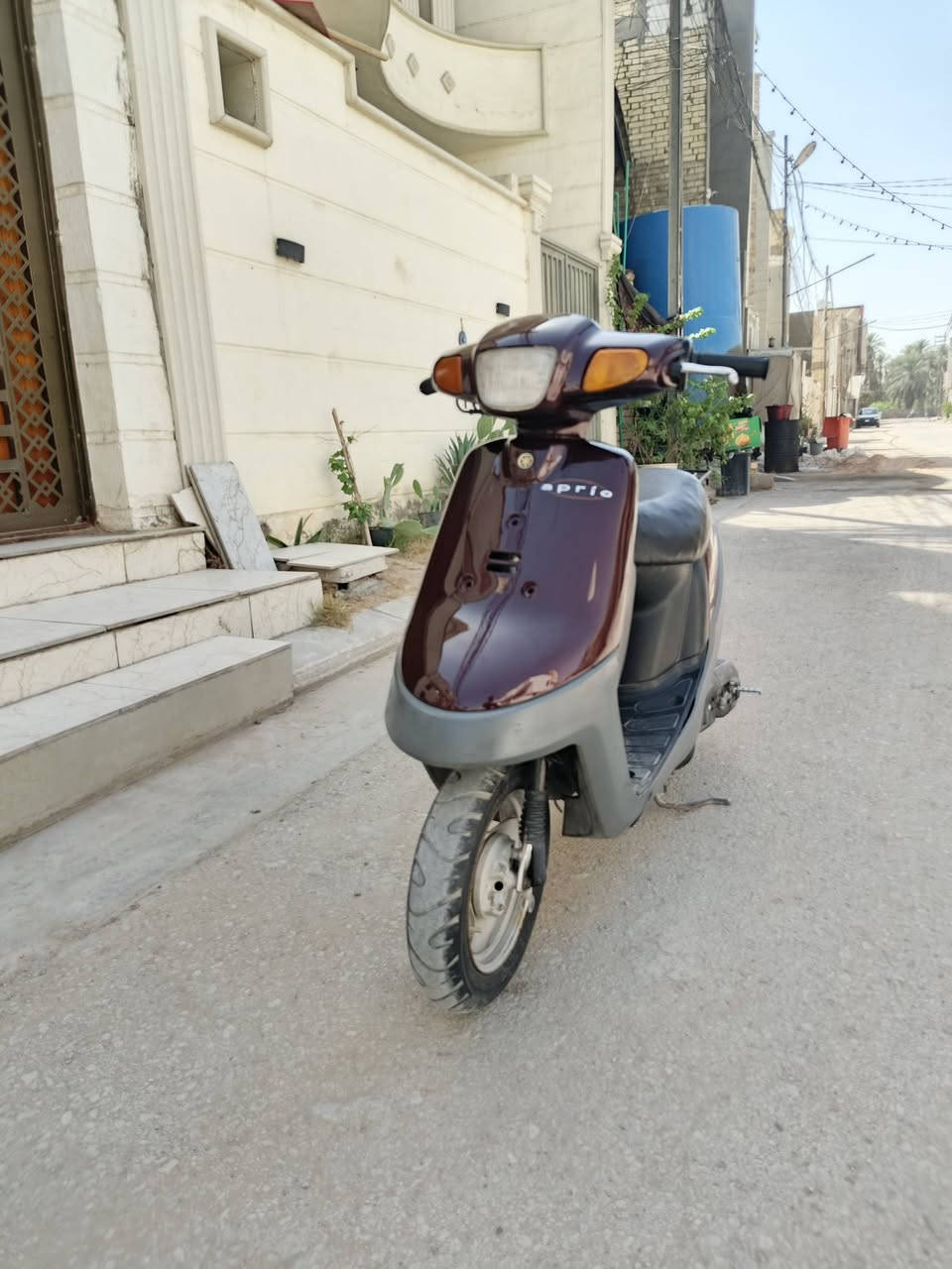 السلام عليكم اخوان دراجة بطه 2003 للبيع 
نگره سلف  مكينه مفتوحة مره وحدة مبدل فقط بستم 
شلعه قوية ومكينه حلوه 
شاصي نظيف ومكفول 
ملاحظة الدراجة بيها نقص فقط تنظيف كابريتا والماشة بيها ميله تحتاج تبديل 
السعر 250 وبيها مجال حك الجيه جماعة ال200 لا تخابرني 
للاتصال ***********
المكان البوبيات عامود 73

