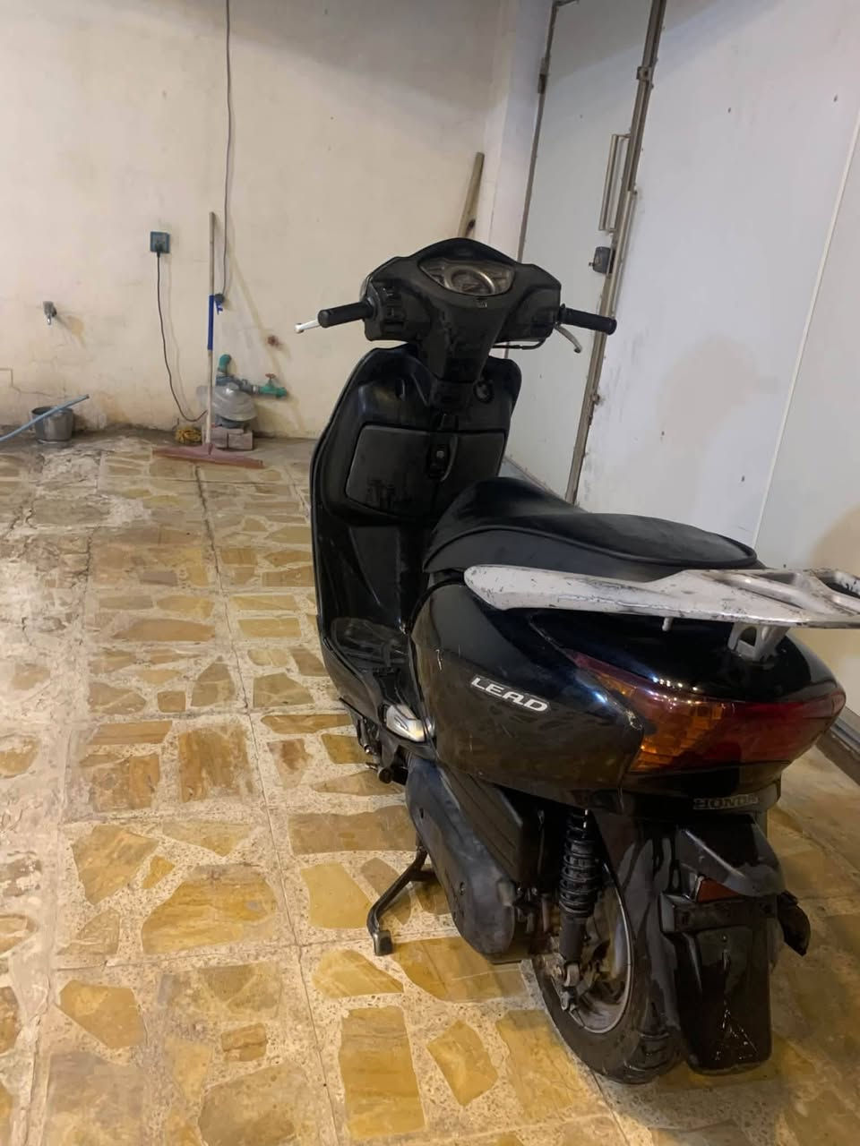 سلام عليكم
ليدي حديث بلادي مو مفتوح كفر بلادي
بي صوت  مال كلجات وعايزه ترتيب 
سعر 600
***********
