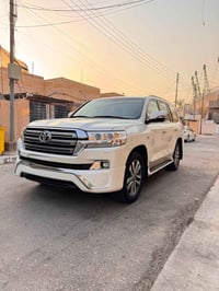 ٢٠١٦ • VXR V8 ٥.٧ • رقم اربيل