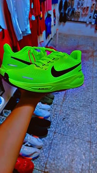 احذيه باله اوربيه اصليه يوجد لدينا احذيه👟 و ملابس👕👖 كبار👨 و صغار 👦  عن...