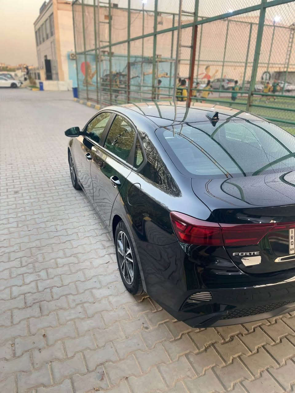 السلام عليكم ورحمة الله وبركاته
كيا فورتي موديل 2023 وارد امريكي
رقم اربيل سنويه بأسمي تحويل فقط ماسوي وكاله
مكينه 2000 دوش بلاديه مملعوب بيها ماشيه 25 الف على ايدي ااسياره تايرات الشركه وصدر شركه وتبريد شركه مملعوب بيهن 
مواصفتها تحكمات ستيرن كروز سرعه شاشه اصليه كاميرا خلفيه رادار امامي وجانبي ومواصقات ال FE المعروفه
حادث السياره جاملغ وبنيد جهه السايق
شواصي مكفولات
فقط تعديل لغد
والجاملغ الثاني مصبوغ ايضاً 
باقي السياره مكفوله حت من البارد
وعندي فديو الها اذا تحب راسلني واتساب ادزه الك 
سعرها 135 ورقه
عنواني بغداد العامريه 
***********
