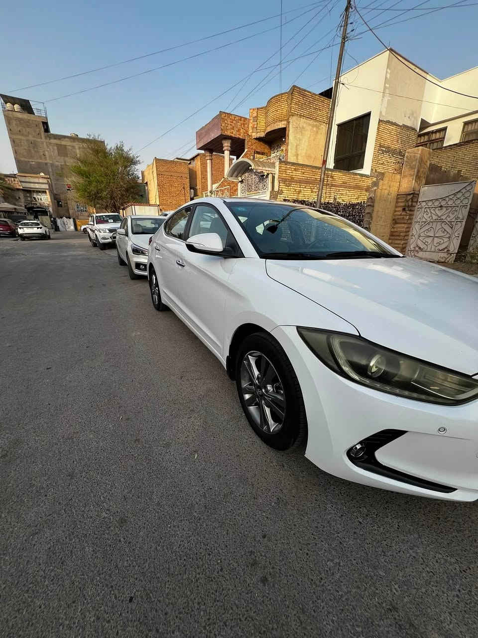 السلام عليكم 
للبيع النترا خليجي 2017 
فول مواصفات من عده البصمه
سلات
حساس امامي وخلفي 
كامرة +شاشة كار بلي
مري شفط
اشاير بالمري
محرك 2000 دوش
تبريد قطعتين
تخم تاير جديد
كير ومحرك وتبريد كفاله شركة
السياره جاهزه من كل النواحي 
بيه قطعتين صبغ بدون دواخل بنيد وصندوق اثر حادث بسيط 
السعر 140 وبيه مجال بسيط
للستفسار الاتصال على الرقم 
***********
