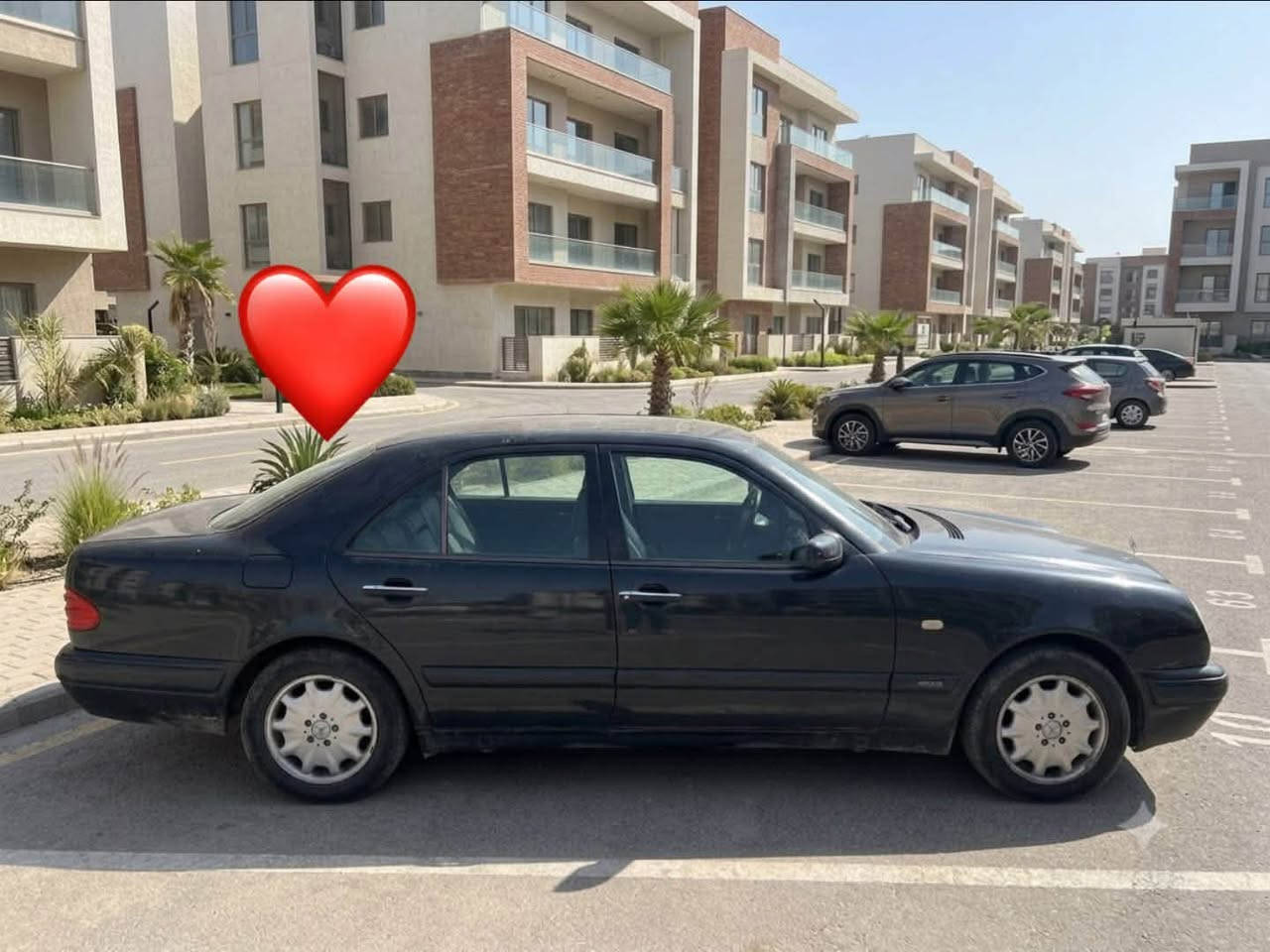 لون نيلي
سنوية منافذه هزه جديدة
محور vvt
تبريد ثلج
كير مكينه كفالة
باتري وداينمو جديد
كهربائيات كلها شغالة ما بيها اي نقص
فتحه سقف
بدون حادث
صبغ فقط باب خلفي بسبب جراد
منظومة زينول ثلجي
مكاني بغداد غزالية
السعر 75 
*********** /واتساب
