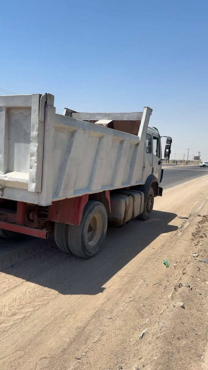 البي البيع مديل 92
مكينه 8 شرط مامفتوح برقي بيه 
كير 6وشلعه  شاصي مكفول 
اكسن شفتات 
بدي جديد شرط طابوكه وحده مامحمل بيه
السياره جاهزه من كلشي 
بدون رقم  ابيع 
السعر 85ورقه مكان نجف 
***********
