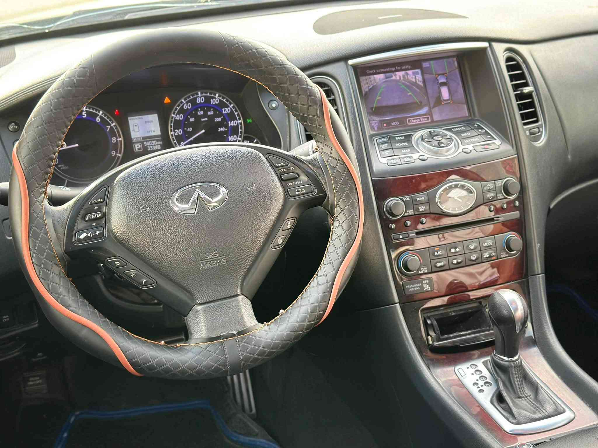 سلام عليكم
🔥 نيسان انفنتي QX50 2017 |
رقم مميز اربيل تحويل اوكاله 
        فول مواصفات 🔥
🚘 93 ألف كم فقط
💪 V6 3.7L | فور ويل AWD | السيارة صاروخ
▪️ فول مواصفات
     ستيرن كهرباء
▪️ تحكم ستيرن فول
▪️ فتحه 
▪️ كشنات جلد
▪️ كشنات تدفئة
       وتبريد 🔥❄️
▪️ تحكم كهربائي للكشنات 
الخلفية صعود ونزول كهرباء
▪️ تحديد مسار
▪️ 4 كاميرات
▪️ حساسات أمامية وخلفية
▪️ إشارات مراية
▪️ ويل 18 إنچ
▪️ بكلايت LED
▪️ نظام زينون بلادي
▪️ فور ويل AWD
🔧 المحرك والأداء
▪️ محرك 3.7 لتر V6
▪️ أداء قوي واستجابة ممتازة
▪️ السيارة صاروخ 🚀
   وارد امريكي 
▪️ الحادث دعامية خلفية فقط – كلين
▪️ الباب الخلفي ورش كلير من امريكا فقط
▪️ السيارة جاهزة للاستخدام كفاله من الغراق 
💎 QX50… فخامة، قوة، ف
🔄 للبيع أو المراوس
  السعر 137 ورقه 
📍 بغداد – بسماية
📞 ***********
