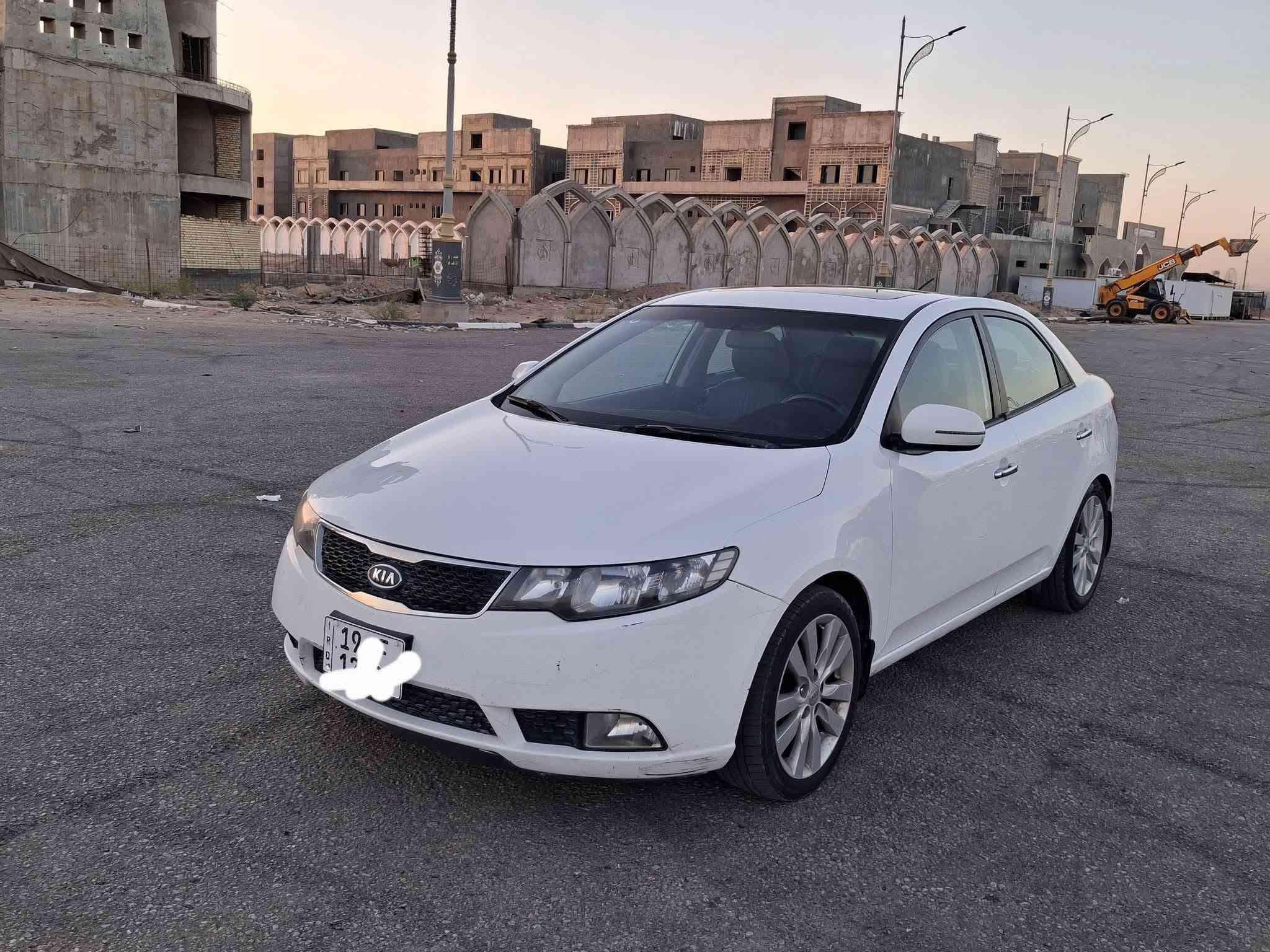 سيراتو • ٢٠١٢ • فتحة سقف