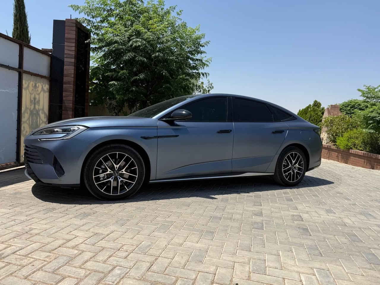 Byd سیل7 
مودیل  ٢٠٢٥
 ماوەی رویشتن ٣٠،٠٠٠
سفری شریکەی هەولیر زەمان ٨ سال
پیپی ئیف کراوە بە زەمابی ١٠ سال
تەنها یەک جیگا پی دی ئاری هەیە بن دەرگا
ژ م *********** أربيل, العراق
