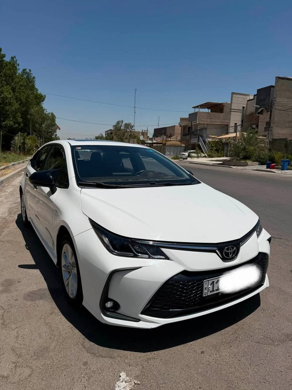تويوتا كورلا هايبرد 2025الشكل الخليجي
محرك 1800
عداد المسافة.27
كشنات جلد 
تحكم ستيرن 
شاشه جبيره 
وبعد اكو هواي مواصفات… 
مكاني بغداد.الرصافة 
مرقم بغداد كامل بسمي 
والاستفسار ***********
