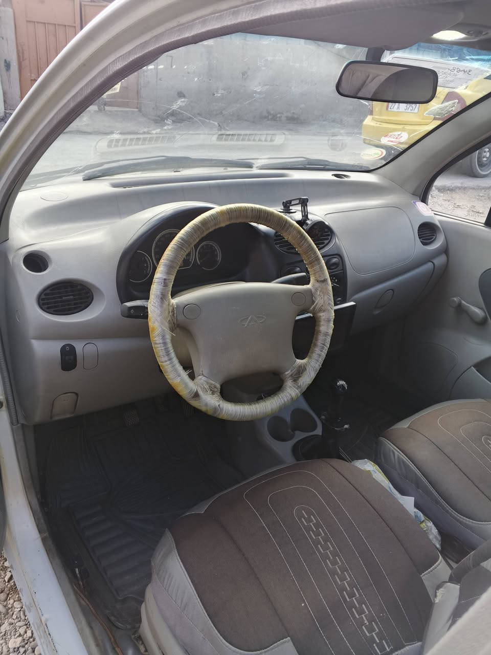 اسلام عليكم ورحمة الله
كوكو 2012شرط الوكالة وتحويل مشروع وطني 
شرط الكير ولمحرك لاصرف ولانفخ
طخم امامي خلفي جديد طخم تايرات جديد لوك تبريد 🥶 ثلج بدون ضرر 
مكان السياره موصل حي صدام السعر28$ورقا التواصل على الرقم *********** بي واتساب
