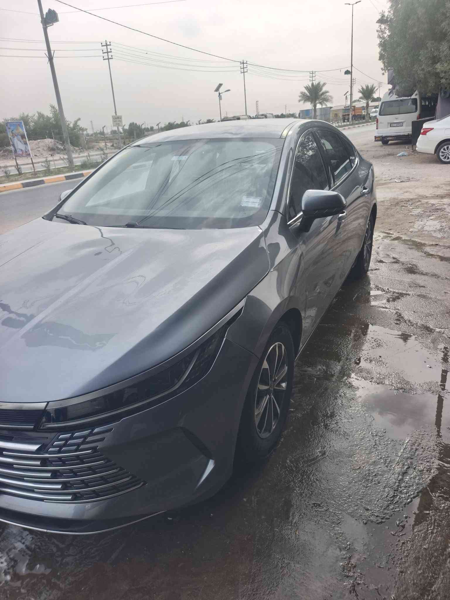 سلام عليكم بي واي دي 2025 بيه قطعتين مكان السياره نجف الاشرف ماشيه 17 سعر 110 
***********/***********
