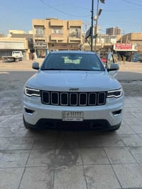 جراند شيروكي لاريدو • ٢٠١٩ • دفع رباعي