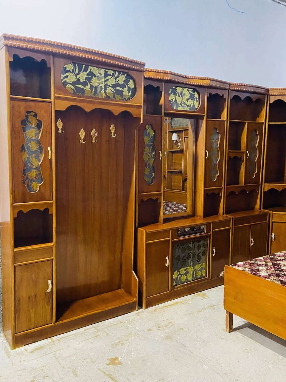 يوجد غرف هودج نضافه 90 /100 خشب صاج حطاطه للبيع بسعر مناسب 600  في الرمانه الاستفسار على الرقم ***********/واتساب وماسنجر
