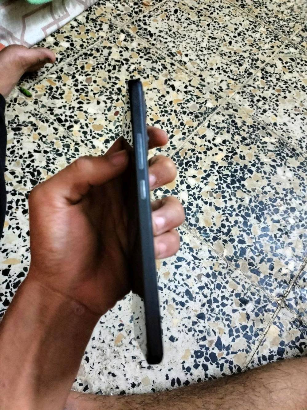 جهاز بوكو اكس ٦برو ذاكره ٥١٢ الجهاز ممفتوح فقط الشاشه بيه ضربه والكاميرا جاي انضف بل سماعه ونزرفت كامت تعبر وصاخه عل كامره سعره ٢٢٥ بي مجال بغداد دوره