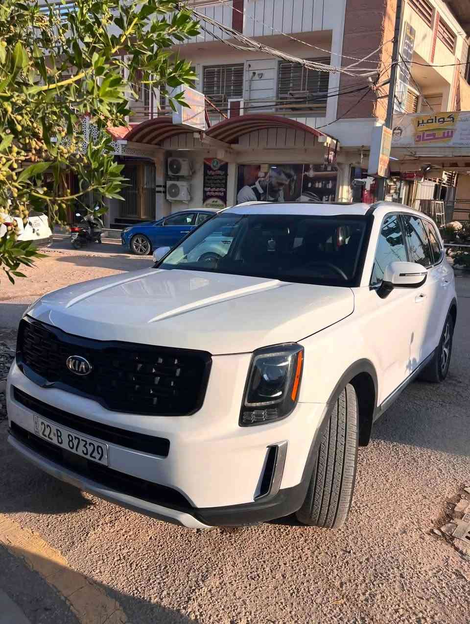 السلام عليكم
كيا تلورايد 2021 
السعر 190
ممشاه 72 الف
السياره مستعجل عالبيع
السياره فول مواصفات كشنات جلد تدفئه تبريد 
تحكم كهرباء جنطه كهرباء فتحه سقف رادار حساسات ومواصفات الباقيه معروفه
السياره نضيفه وما ناقصه شي انشالله
حادث امريكا فقط بنيد وصار بيه حادث بالعراق
صفحه زلغه ابو ستوته ونرشت
مكان كربلاء للتواصل *********** اتصال واتساب
