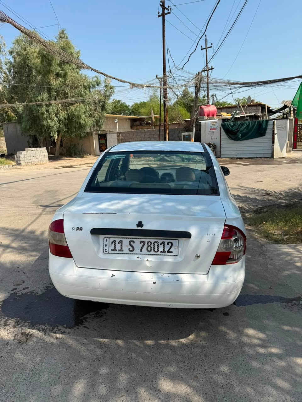 طيبه مديل ٢٠١٣ رقم إنكليزي
السياره مكفوله من عدا باب بي ظربه بلدوسه
تبريد شغال مكينه تمام 
بس الكير بي جرشه مال بو برن
عنوان تاجيات
العنوان بغداد٣٤بيها مجال بسيط 
***********
