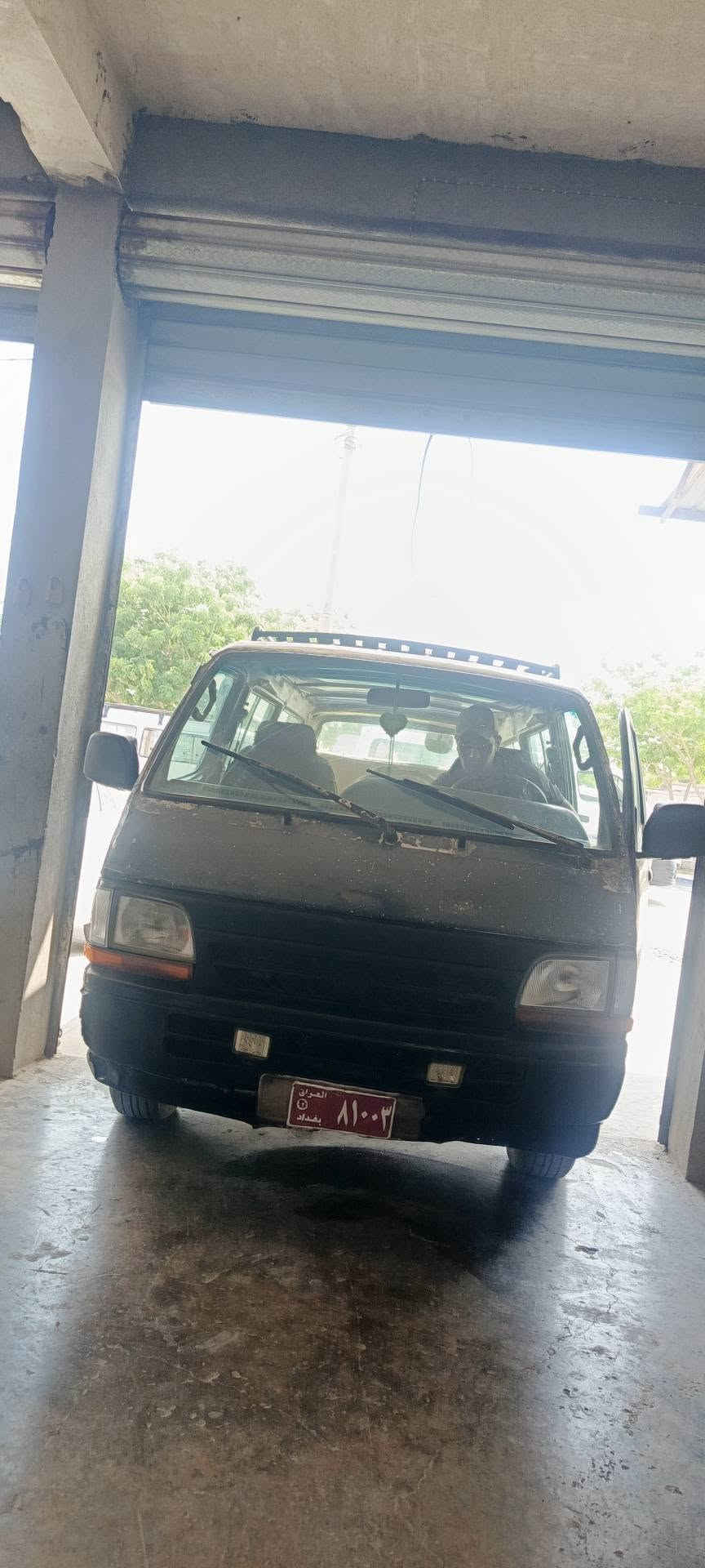 هايسا مديل 91 مكينه وكير ثنين ونص   سياره جاهزه من  كلشي  كهربايات حداديه باتري كلشي جديد بدون تحويل رقم احمر بغداد مكفلوله عن السرقه اني مكلف بل نشر رقم 📱 صاحب السياره *********** السعر 19 بيها مجال

نص مكتوب في الصور:
- ***********