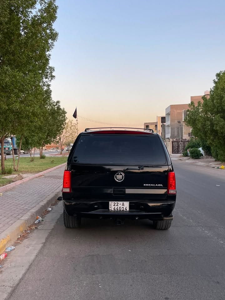 كفالة عامه بدون صبغ بدون بارد
السعر 135$ 
كديلاك سكاليد موديل  (2003)
فول موصفات
فتحة  كشن vip منفصل 
رقم وهزه وسنويه جديد 
تحويل او وكالة بشرط 
مكاني بغداد 

***********

