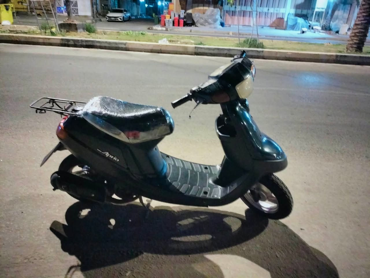 بطه لبيع موديل ٩٩ كلشي شغال نقص باتري شلعه ومعدل محرك ناعم بلاديه دراجه ***********
