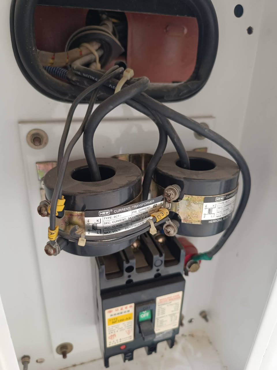 🚨 وصلت حديثًا... لا تفوّت الفرصة! 🚨
⚡ مولدة إفيكو الأصلية ⚡

✅ 3 سلندر
✅ قدرة 40 KVA
✅ دخول جديد
✅ على وضع الشركة وجاهزة للعمل مباشرة بكفاءة وأداءٍ عالٍ.

💪 إذا كنت تبحث عن مولدة قوية، اقتصادية في استهلاك الوقود، واعتمادية لتشغيل المشاريع، المعامل، المزارع أو المنازل، فهذه هي الخيار الأمثل.

📍 العنوان: بابل

📞 للاستفسار والحجز:
***********

📲 اتصل الآن واحجز مولدتك بكل سهولة.

