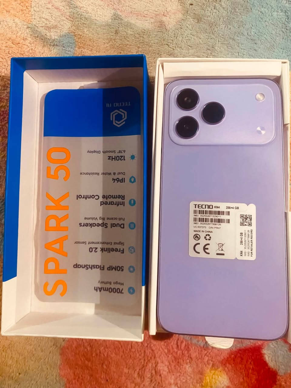 جهاز هو Tecno Spark 50 📱      تخزين256GB
بطاريه7000
جديد مصارلي هواي من ماخذه 
سعره 285 بي مجال قليل مستعجل عل بيع
تواصل. ***********
