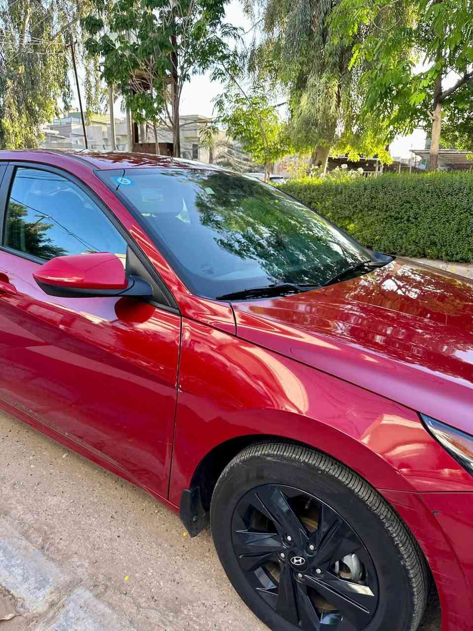 🔥🔥 حــرق أسعــار | للبيع بسعر مناسب جداً 🔥🔥
🚘 Hyundai Elantra Hybrid Blue 2023

⚡ هايبرد • 21 ألف ميل فقط • رقم بغداد دولي • اقتصادية جداً

🚘 نعمان أوتو | Numan Auto
ثقة التعامل • جودة السيارات

━━━━━━━━━━━━━━━

📊 الموديل: 2023
⚡ الفئة: Blue Hybrid
📈 الممشى: 21 ألف ميل فقط
📄 الرقم: بغداد دولي – حرة ثاني يوم تحويل
📍 الموقع: ديالى – بعقوبة

━━━━━━━━━━━━━━━

💎 أبرز المواصفات:

✅ نظام Hybrid اقتصادي جداً بالوقود
✅ شاشة + Apple CarPlay
✅ رادار وأنظمة مساعدة للسائق
✅ مثبت سرعة ذكي
✅ المحافظة على المسار
✅ نظام التوقف التلقائي
✅ تشغيل عن بُعد
✅ تشغيل بصمة + دخول ذكي
✅ أوضاع قيادة متعددة
Sport / Normal / Smart
✅ صندوق ذكي
✅ مريحة وعملية جداً للاستخدام اليومي والعائلي

━━━━━━━━━━━━━━━

🛠️ الحالة بكل شفافية:

✔️ حادث دعاميات فقط
✔️ بارد جاملغ فقط
✔️ مكفولة من الصبغ شرط الفحص ✅
✔️ نظافة عالية جداً 💯

━━━━━━━━━━━━━━━

🔥 حرق أسعار – للبيع بسعر مناسب جداً
💰 فرصة للي يبحث عن Elantra Hybrid 2023 نظيفة واقتصادية بسعر مناسب.

📞 للسعر والتفاصيل – اتصال / واتساب:
***********

📍 ديالى – بعقوبة
🚘 نعمان أوتو | Numan Auto

#النترا #النترا_هايبرد #ElantraHybrid #Elantra2023 #سيارات_العراق #سيارات_بغداد #ديالى #نعمان_اوتو
