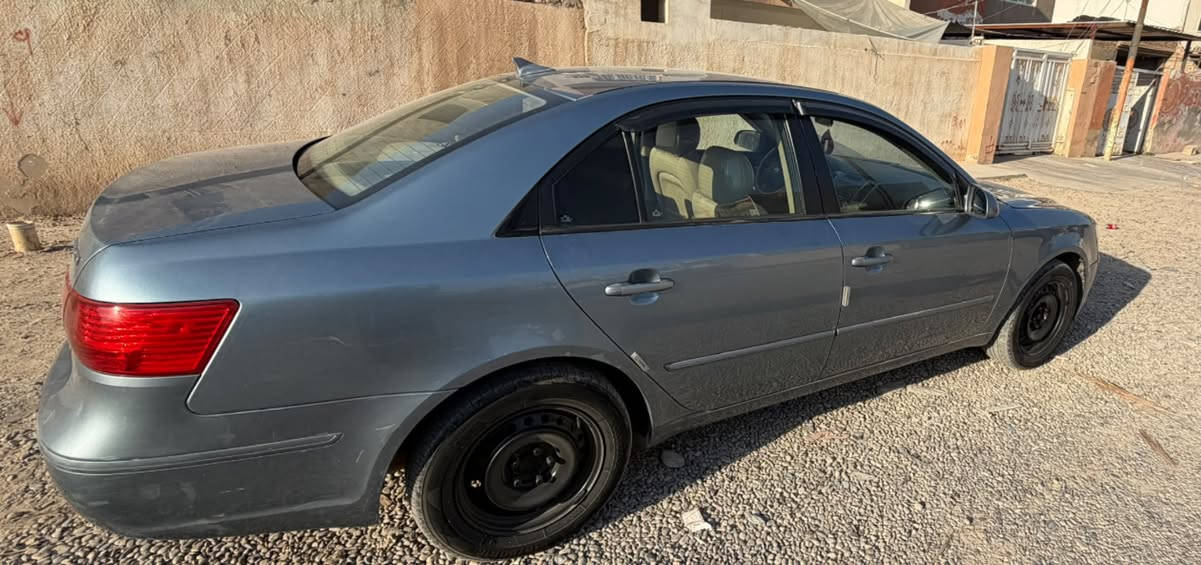 السلام عليكم سوناتا موديل٢٠١٠  كير ومحرك بشرط رقم صلاح الدين مشروع وطني صدر وتبريد كله بشرط وارد مريكي بدون حادث سياره ليبل واحد   شاشه تاب سنويه لل ٢٠٣١بشرط تحويل  ورقم وهزه جديده محرك ٢٤00المكان سامراء 
السعر١٢٠ وبيها مجال 
***********
