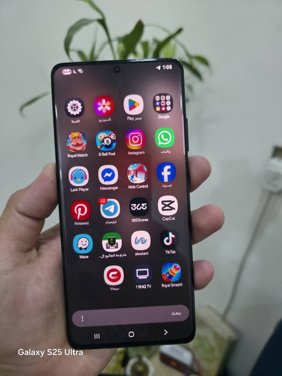 سلام عليكم s21الترا 5G ذاكرة 256 رام12 جهاز نسخة امريكية يجي خط واحد معالج اكسينوس 2100 يشغلك بوبجي 90فريم سلاسة فول كامرات الخلفية 108 والامامية 40  فول مواصفاته معروفة شاشة سوبر اموليد بصمه بشاشة طيارة اندرويد 15 جهاز نظيف فقط مبدل بطارية اصلية من الوكالة حجم 5000الاف شحن يخبل عن تجربة لان جهازي الشخصي.  الجهاز بدون غراض كلة شغال بصمة اتصال مابي اي عيب وياه كفر شفاف ولاصق حماية السعر 325الف وبي مجال حك الجية رجاءاً الي مايشتري لايكسر بحلال العالم رحمه والديكم العنوان بغداد الغزالية الشعلة. ***********واتساب بي وتحياتي لكم ♥
