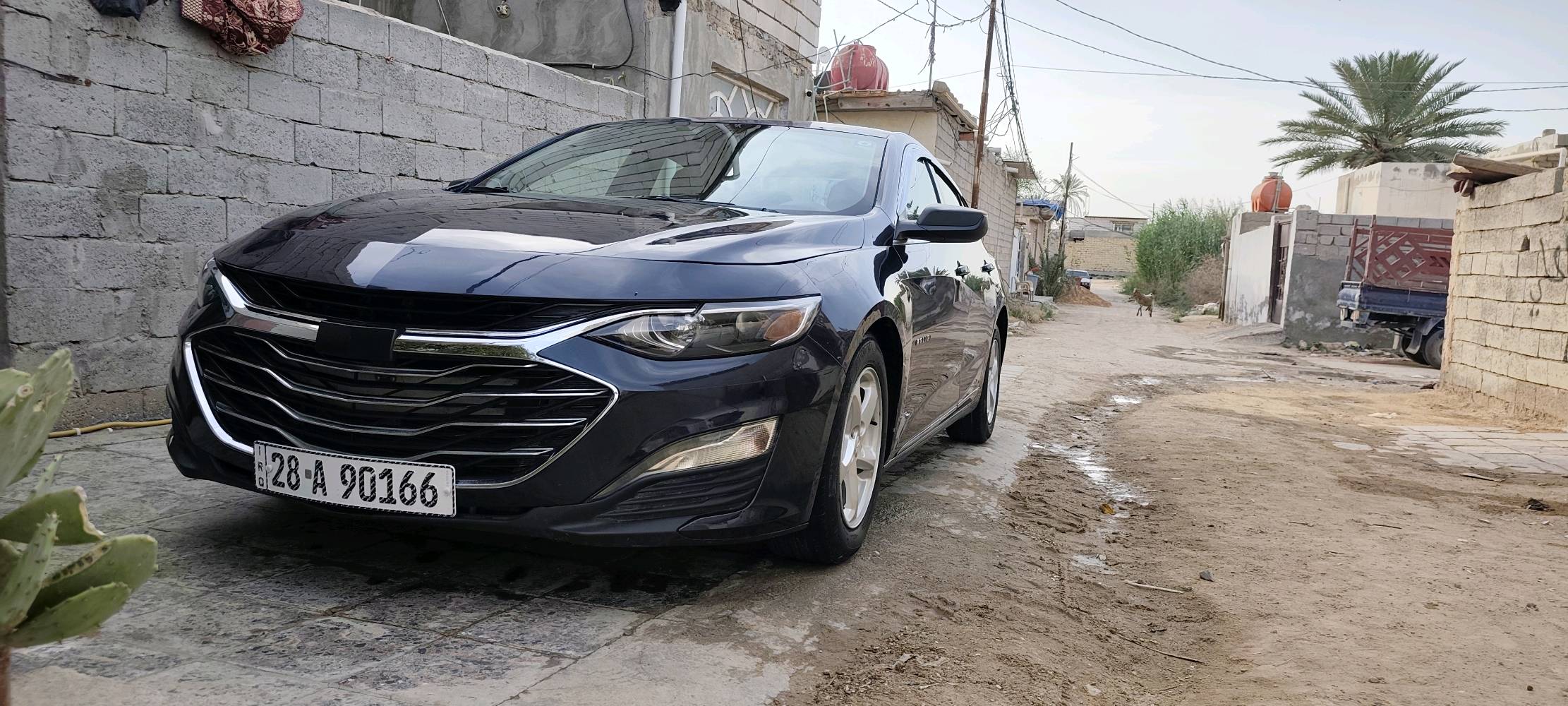 تفاصيل السياره LT 2018 مرغوبه 1500 تيربو حادثه بامريكا فقط دعاميه بالعراق جاملغ الايمن الامامي والسياره ابيعها على شوف العين يعني ما ابيع على الصور اللي يريد يشتري يشوفها ويقنع ابيعه والسياره باسمنه رقم الماني نجف فول مواصفات عدا الفتحه تحكم ستيرن جهتين بعد مواصفات الماليبو الناس تعرفهم اي واحد يطب على اليوتيوب يطب شو وين يعرف مواصفاتها لان مواصفاتها كلش هواي خمس بصمات السياره اربعه بيبان وبصمه تشغيل وبصمه الجنطه الجام كله اوتو شاشه اعطال سياره بلاد كار بلاي يعني تربط موبايل نفسيته يصير بالشاشه تصفح فيس تيك توك حسب البرامج اللي هو يختارهن يظهرن بالشاشه  والسعر 88 وبيه مجال ***********