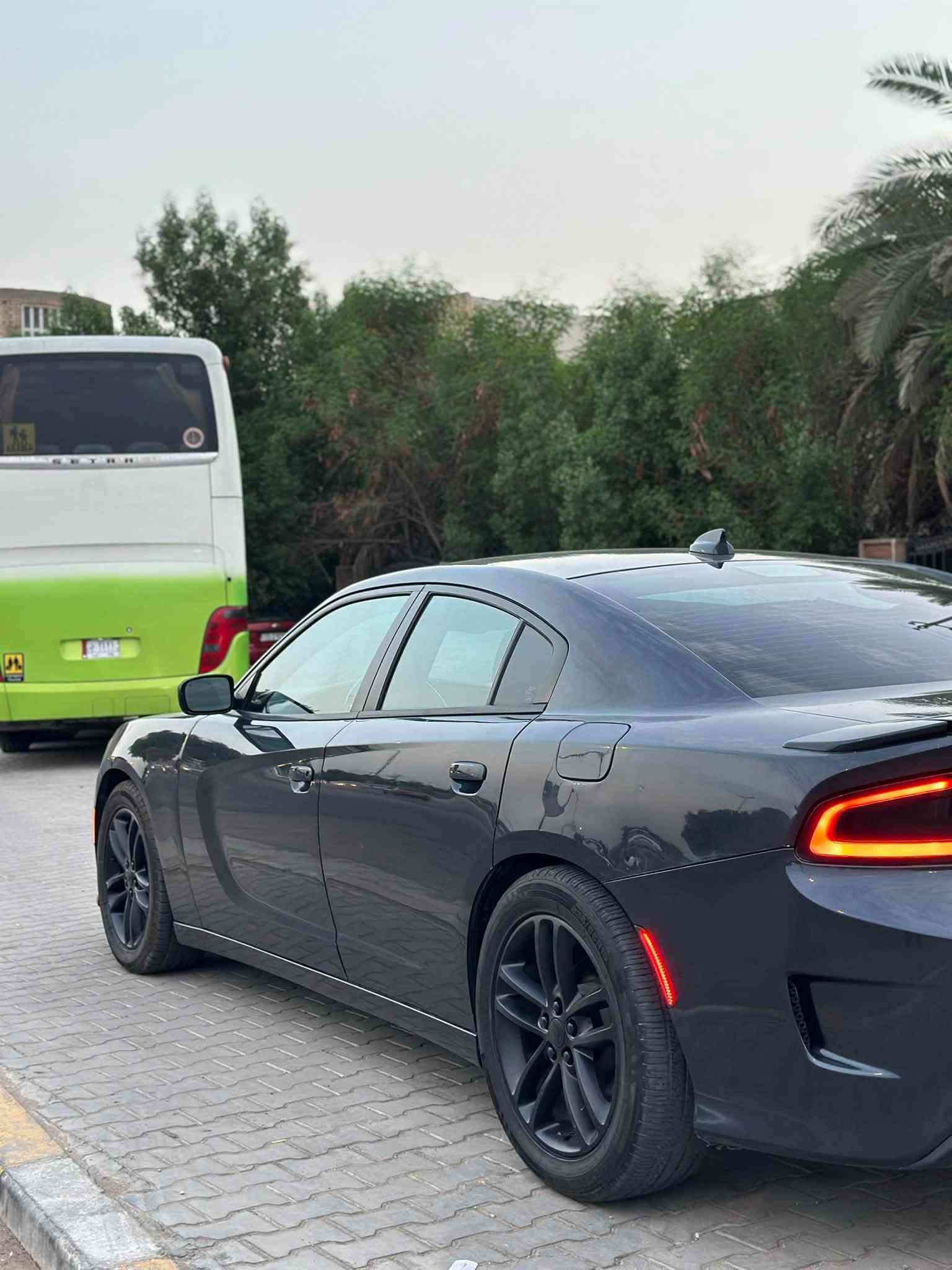 تشارجر 2019 sxt super trackback
دفع رباعي فاصله اني

- رقم بغداد انكليزي باسمي اداورلك بنفس اليوم ماعليها غرامات ولا شي 

- ماشية 94mi المكينه بلادي كير بلادي شرط الفحص وترايك وين مايعجبك 

- حادثها بامريكا منزل صورها وبالعراق صار بنفس الصفحة جاملغ خلفي وباب خلفي كلير بدون معجون الجاملغ بس الباب مبدل والسياره بيها شخوط بسيطة وحتى السونار موضح كلشي

- مواصفاتها 
Super trackback ( بالشاشه تطلعلك صور مكينه RT و اوبشنات تحكم سبورت بكلشي بيها ) 
شاشة الجبيرة كار بلي 
شفتات ستيرن قابله لتغير سرعه استجابتها 
كت سكات محدث بالكامل 
عدسات وحاجب جدد 
تبريدها ثلج مسويله صيانة 

والسعر : 175 وبيها مجال جيه وآسف على الاطالة

مكان السيارة بالنجف
***********
