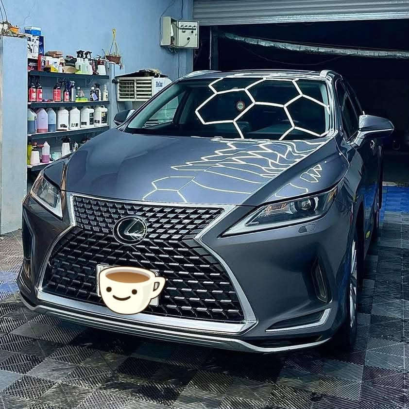 السلام عليكم
لكزس rx 350 بانزين
ماشية ٨٦ الف كم 
كلين تايتل وارد كندي موديل ٢٠٢٠
بيها طخات بسيطة وبدون قطرة صبغ
مري شفط
تدفئة وتبريد كشنات 
فتحة 
تدفئة ستيرن 
تلث مودات قيادة سبورت وايكو ونورمل 
رقمها بغداد ومكانها بغداد 
***********

