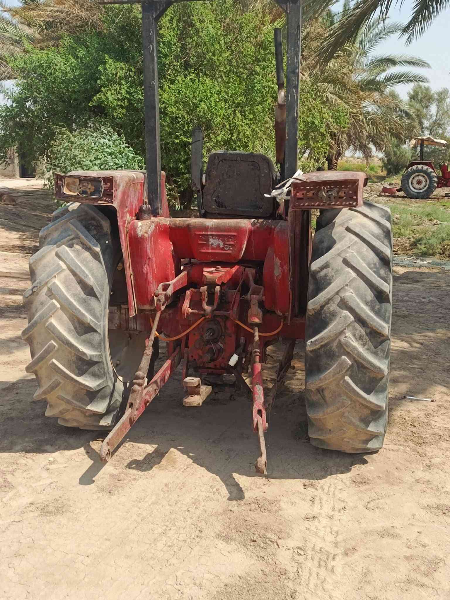 للبيع عنتر موديل 82 مكينه جديده وجاهزه للعمل
رقم وسنويه المكان بابل سعر مليونين وبيها مجال 
***********
‏‪***********‬‏
