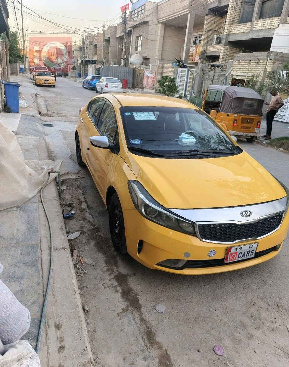 فور تي وارد امريكي
محرك ٢٠٠٠دوش
ماشية ١٧٢
حادثة جاملق سايق
تبريد ثلج السيارة نظيفه من كل شيء
للاستفسار ***********

نص مكتوب في الصور:
- IQ CARS
- iQ